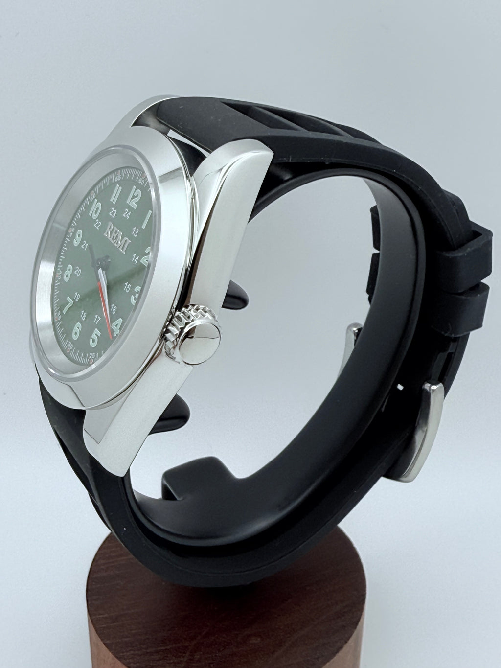 Trekker Field - Quartz - Olive