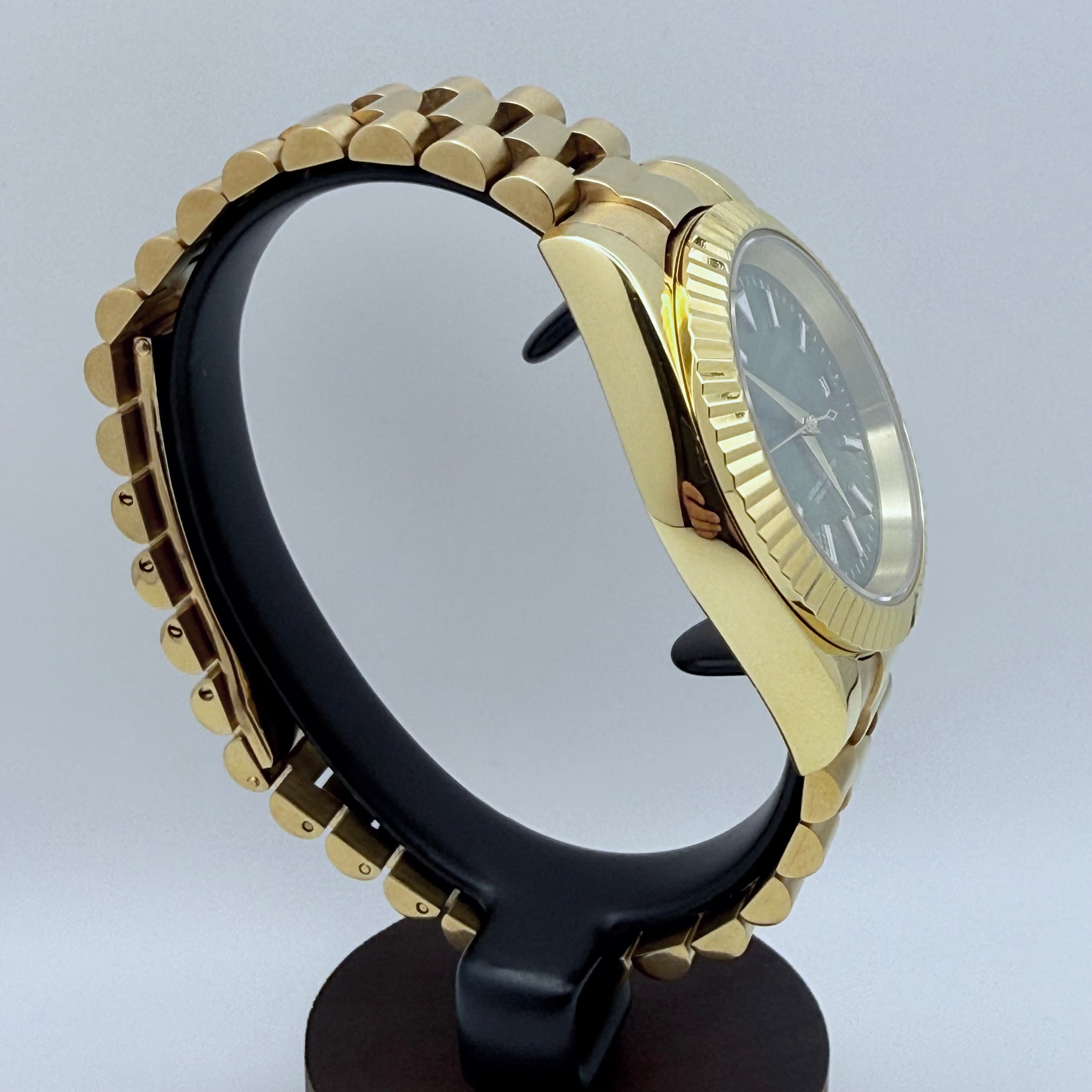 Sovereign - Dress - Gold - Palm - SS 39mm