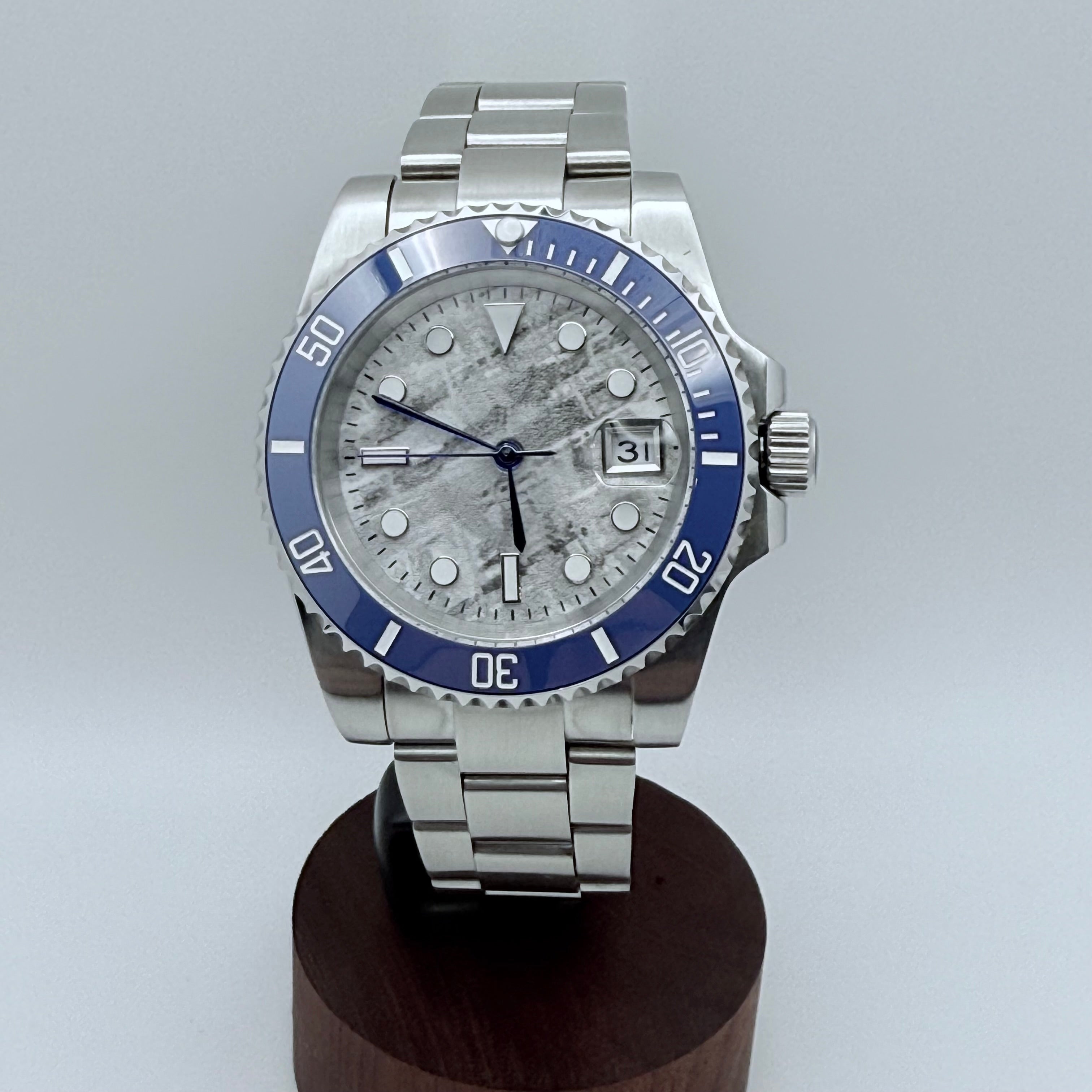 Atlantis - Dive - Meteorite / Blue - SS