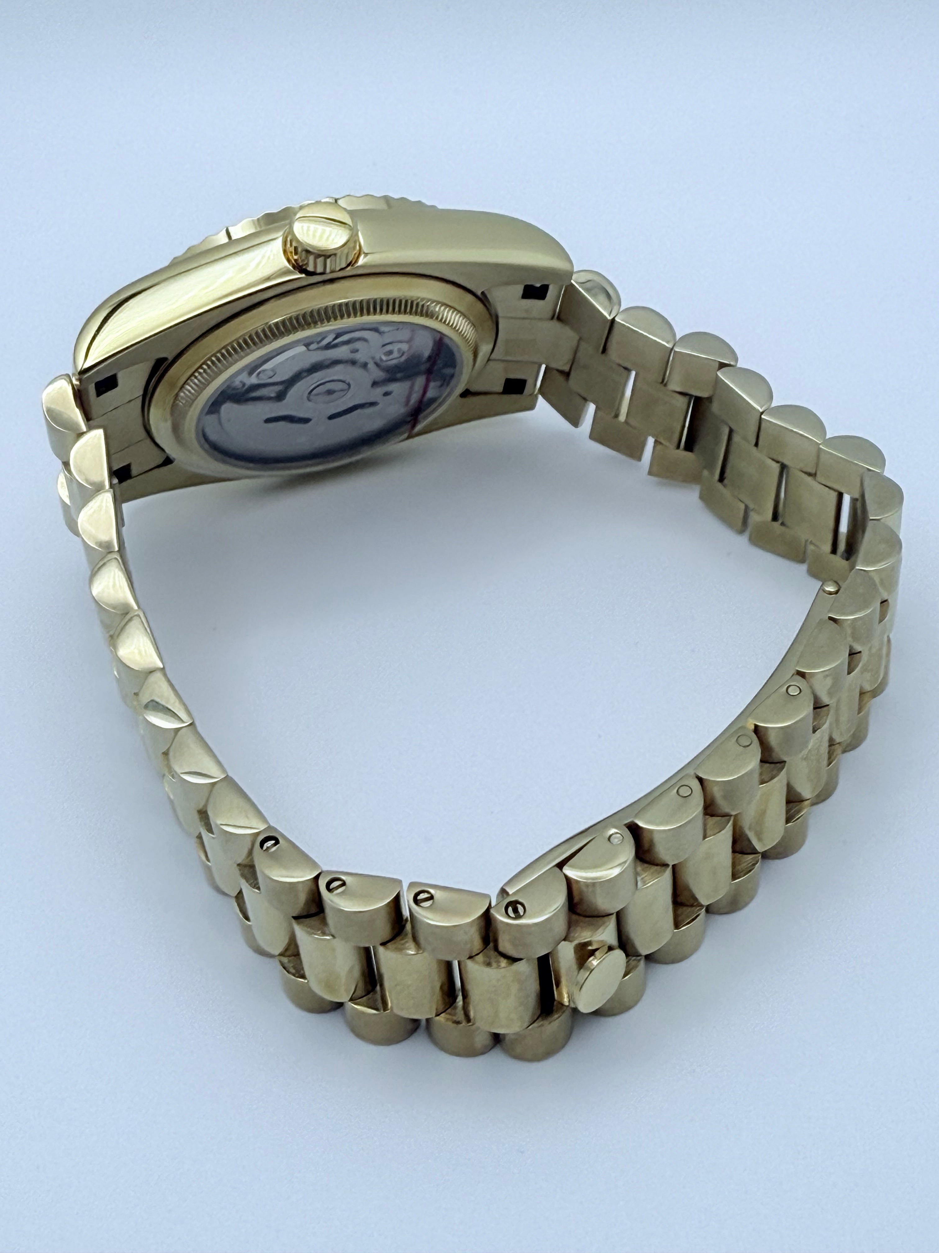 Sovereign - Dress - Gold - Palm - SS 36MM