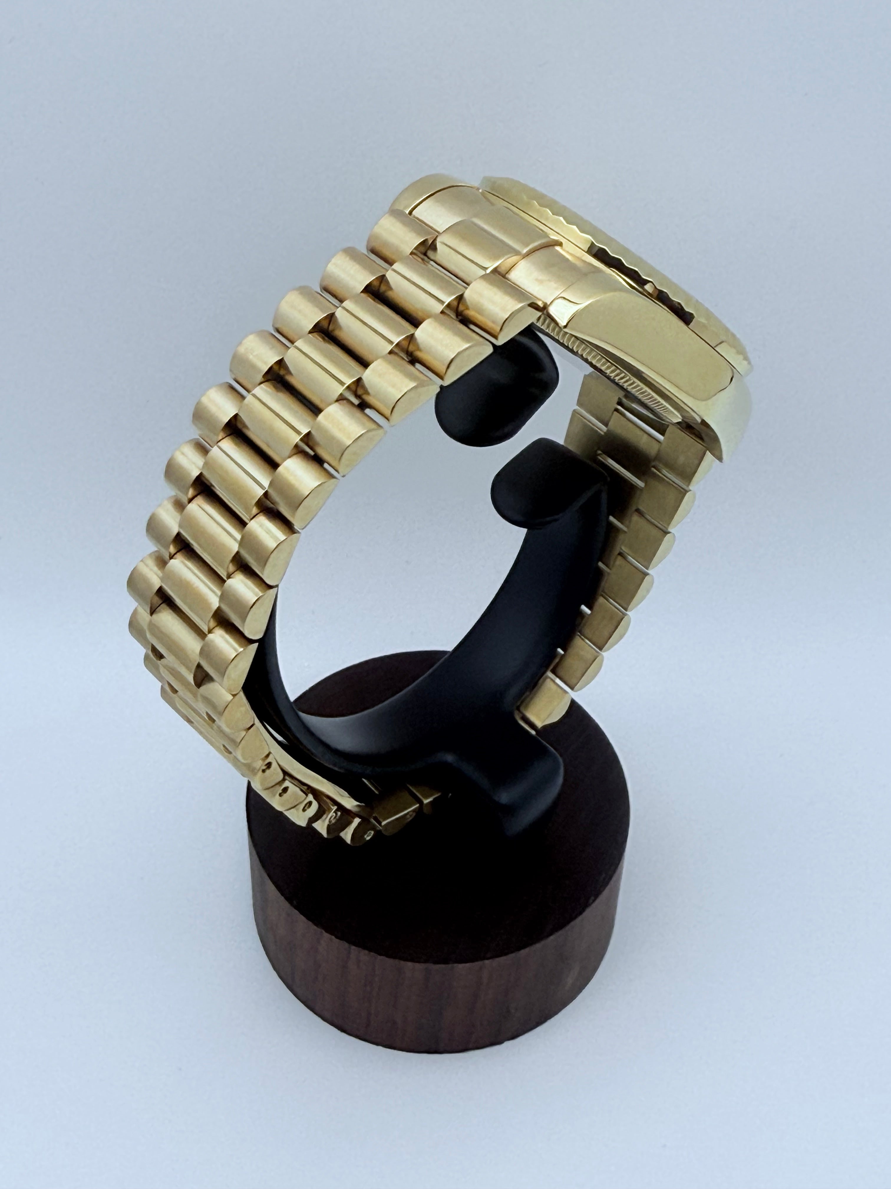 Sovereign - Dress - Gold - Palm - SS 36MM