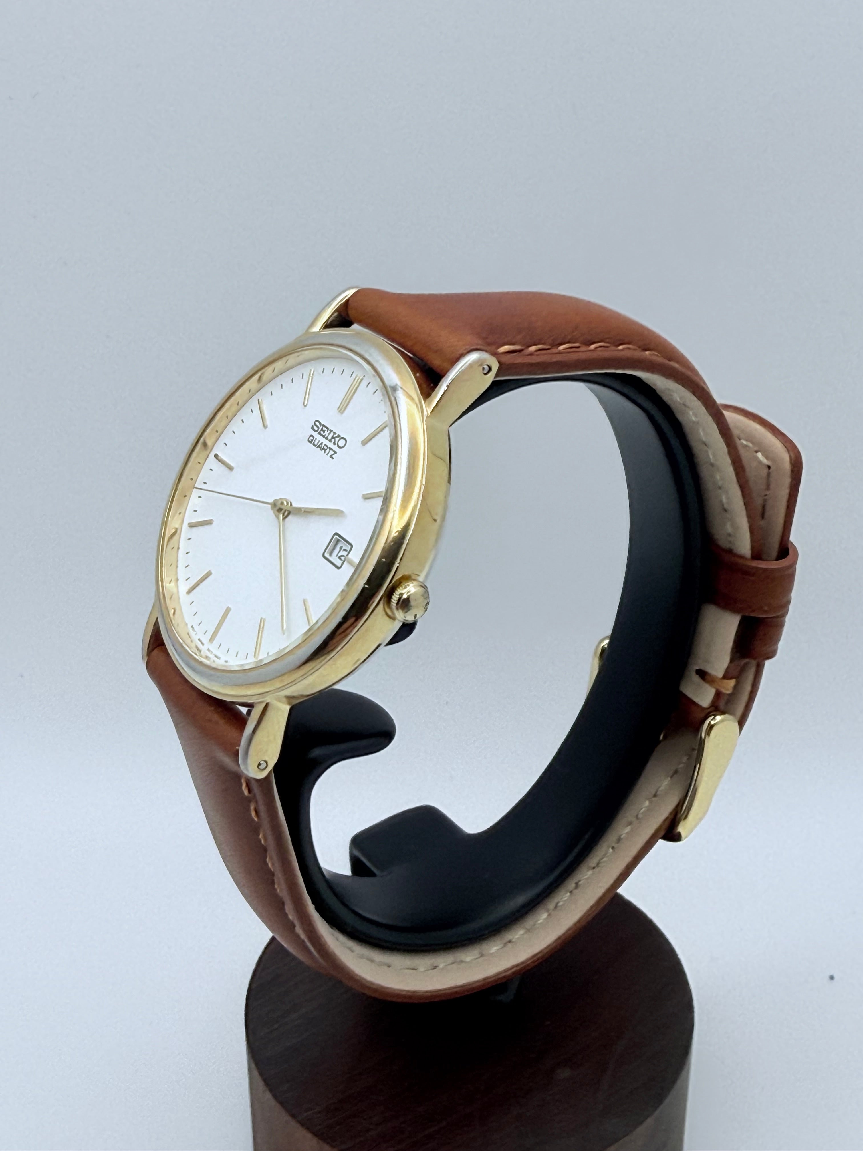 Seiko Vintage Watch - Dress - Gold Tone - Preowned
